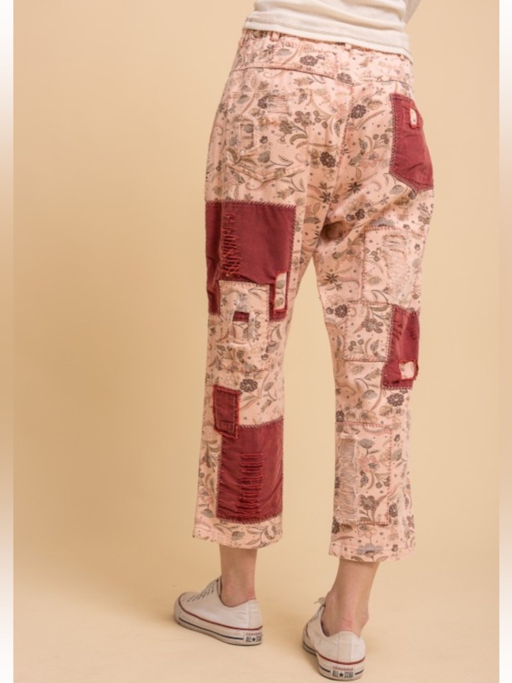 080. Floral print patchwork slouchy straight denim in pink red - Picture 3 of 4